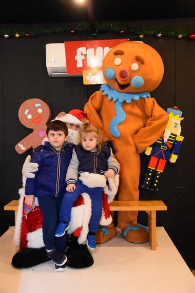 Gingerbread holiday party 